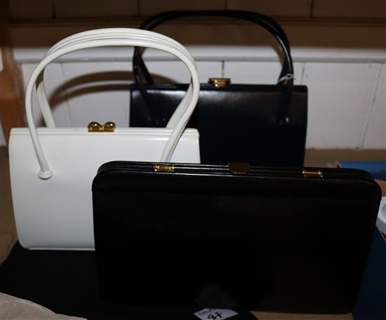 3 vintage handbags